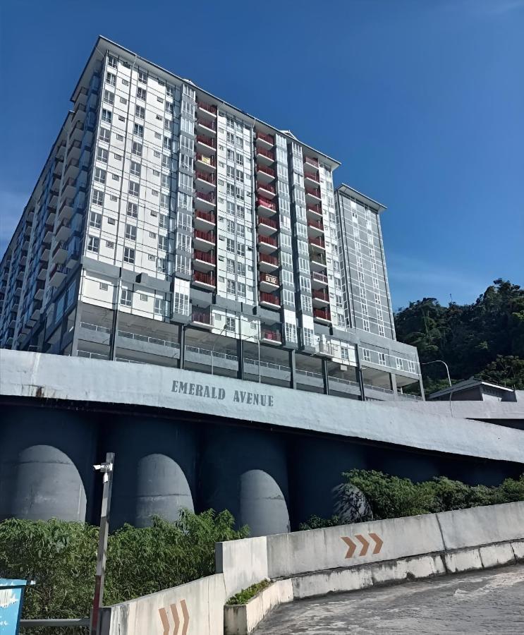D'Elegant Suite - Emerald Avenue 金马仑高原 外观 照片